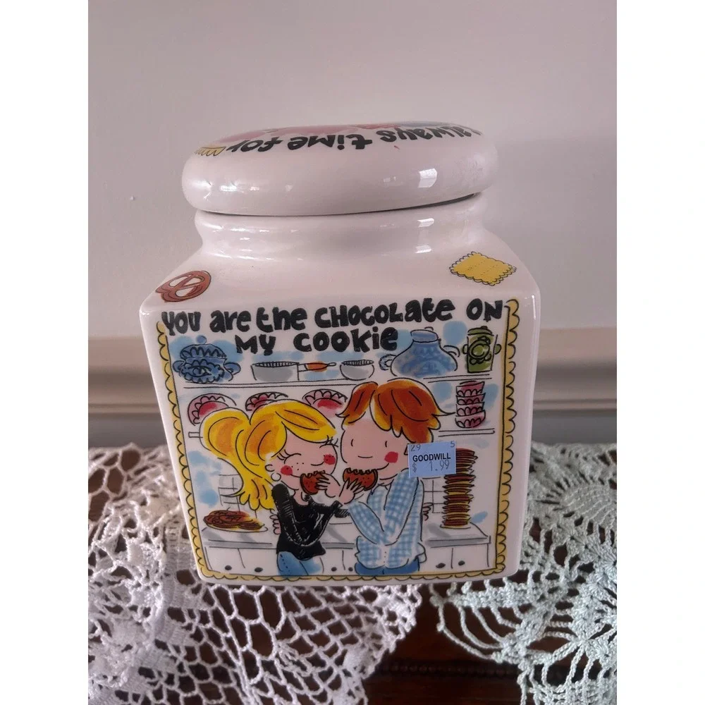 Vintage Blond Amsterdam Even Bijkletsen Ceramic Cookie Jar Canister